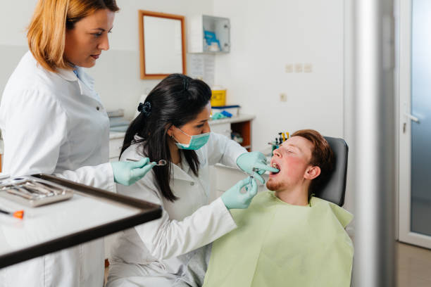 Best Emergency Tooth Extraction in North Granby, CT